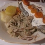Merluciu cu legume la cuptor