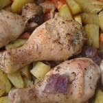 Pulpe de pui cu legume la cuptor