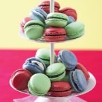Macarons cu ciocolata si zmeura