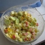 Salata de surimi cu iaurt si ou