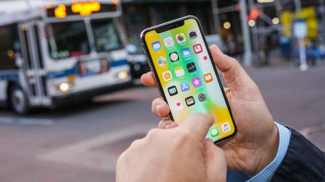 Cum trebuie ales un telefon cu touchscreen?