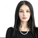 Cum a devenit cunoscuta Vanessa Youness Amal?