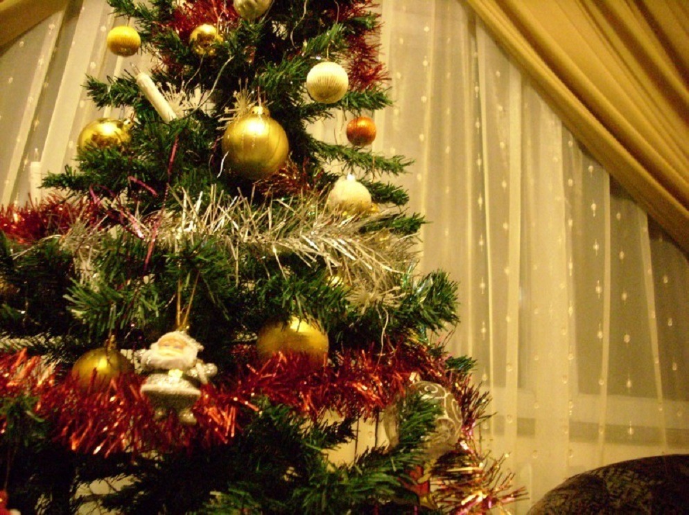 Cei mai frumoși brazi de Crăciun artificiali pentru casa ta