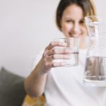 Apa hidrogenata: bautura miraculoasa sau simplu mit?